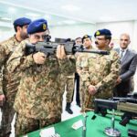 فیلڈ مارشل عاصم منیر کا پاکستان آرڈیننس فیکٹری واہ کا دورہ، پیداواری صلاحیتوں کا جائزہ لیا